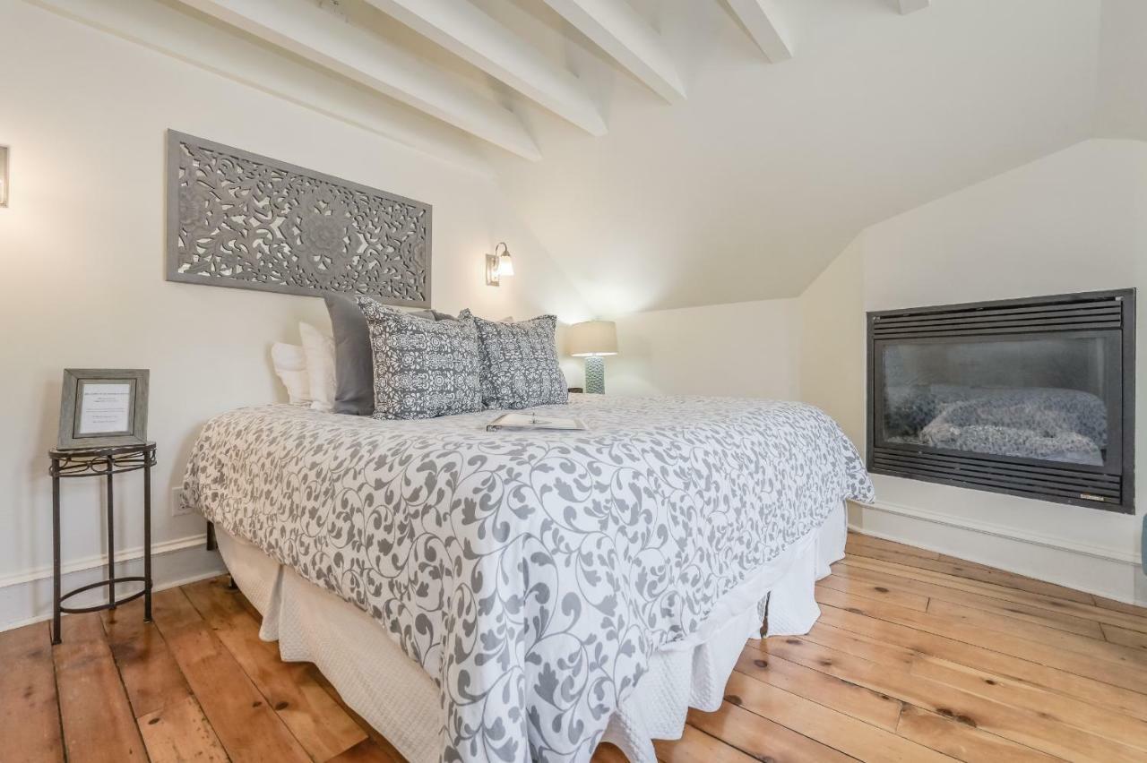 St Andrew Suites Fergus Екстер'єр фото